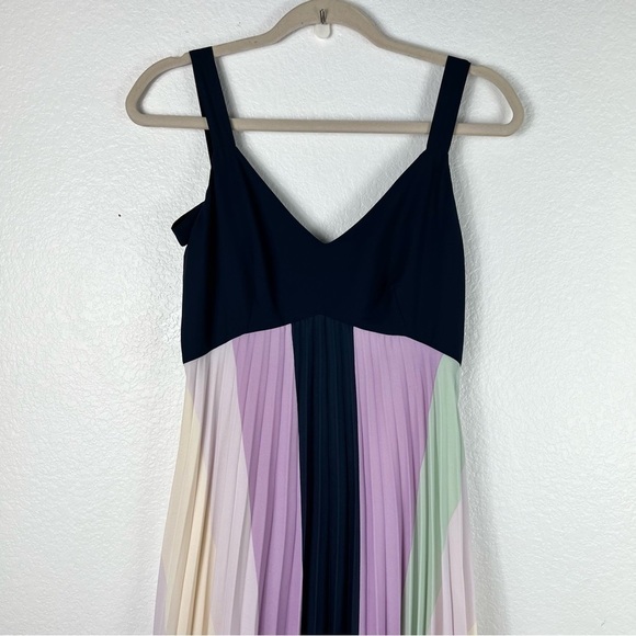 MANGO multi colored pleated maxi dress size 4 - Picture 3 of 10